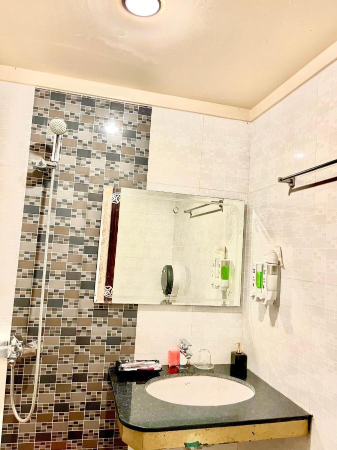 Hong Phuc Hotel 2 Da Nang Luaran gambar